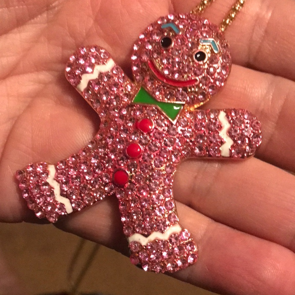 Pink gingerbread necklace/pin